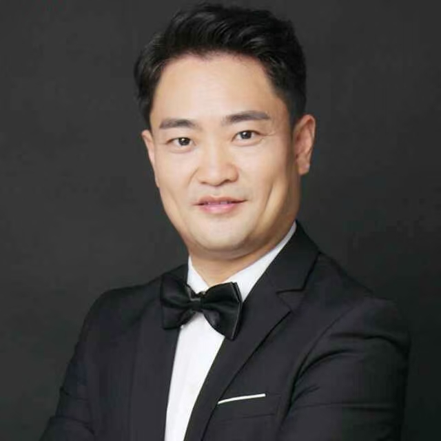 韩天旭  河南省新能源商会副秘书长  河南省充电产业联盟秘书长