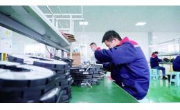 国内首家！宇称时空突破200A工业级无线充电技术